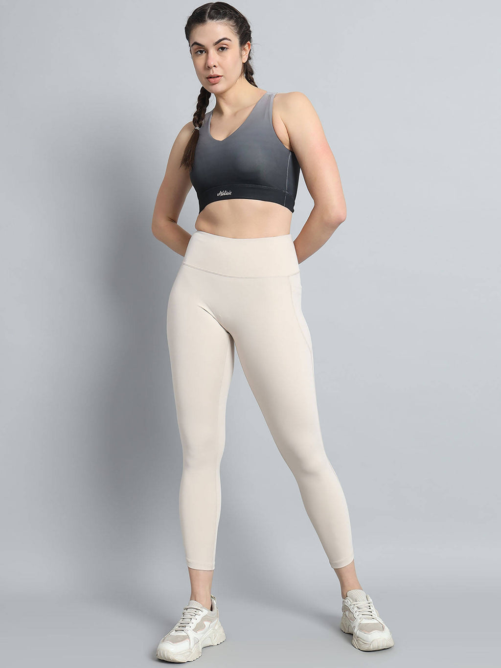 Grey Gradient Women Lightly Padded Ombre Dry-Fit Workout Bra | sb09 - view 6