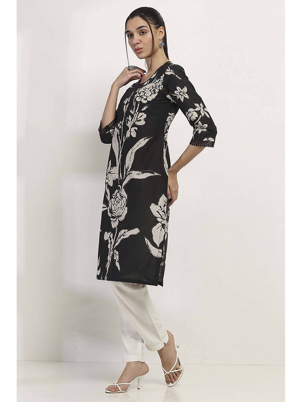 Women Black Cotton Straight Kurta | KDG - view 3