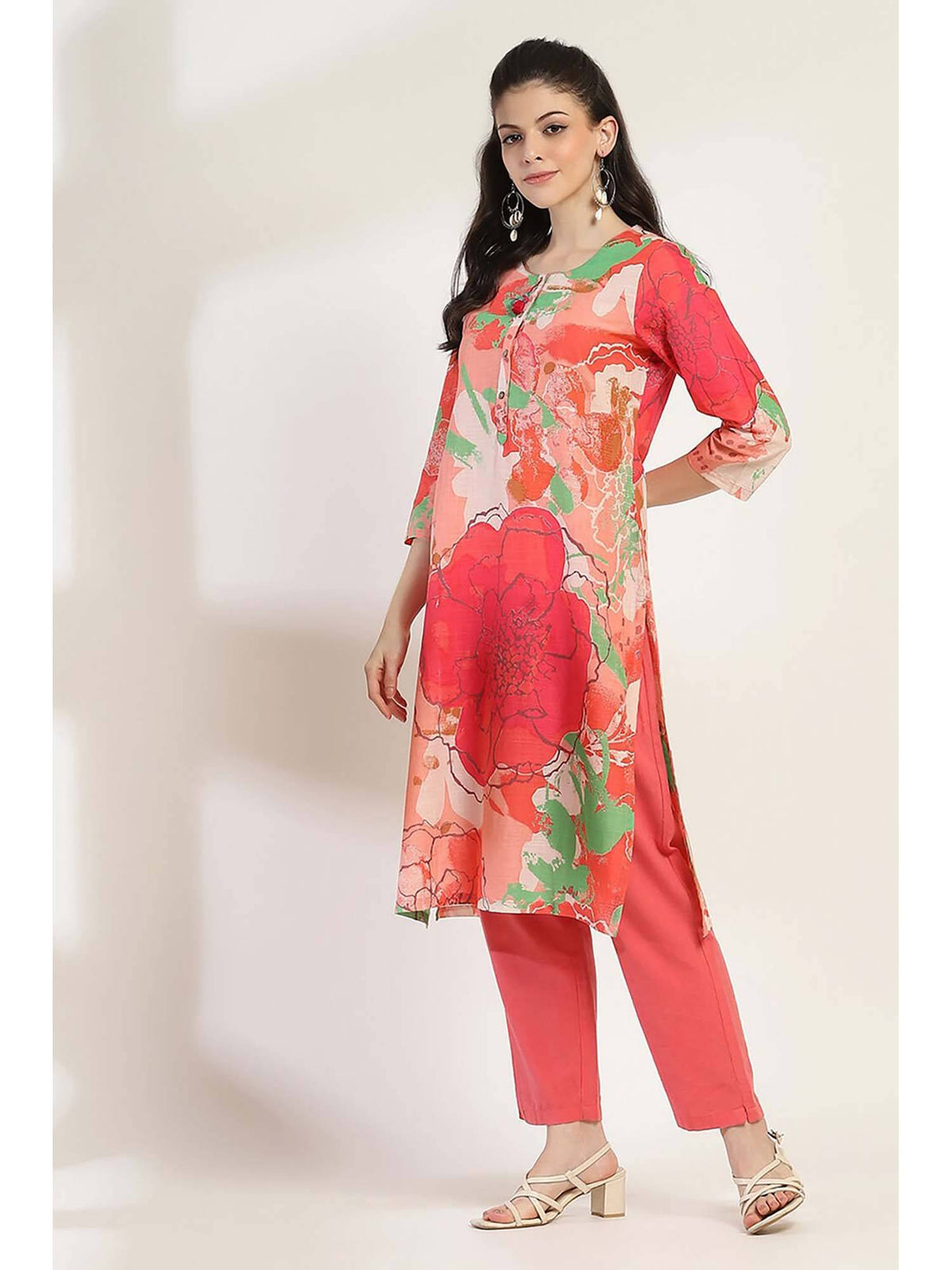 Women Coral Cotton Straight Kurta | U3S - view 3