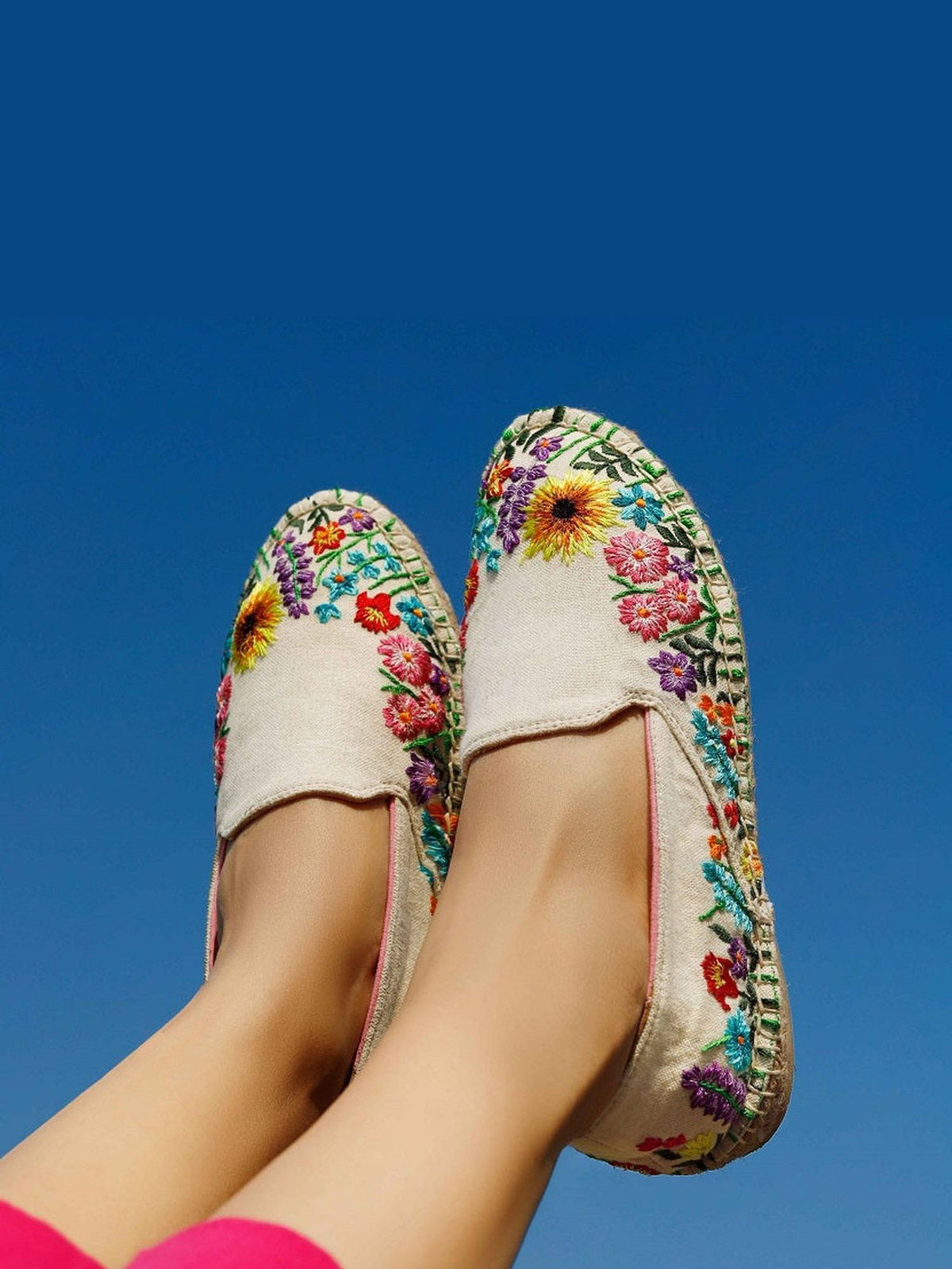 PARI PARI Multi-Color Wildflower Mule Flats | F61 - view 1