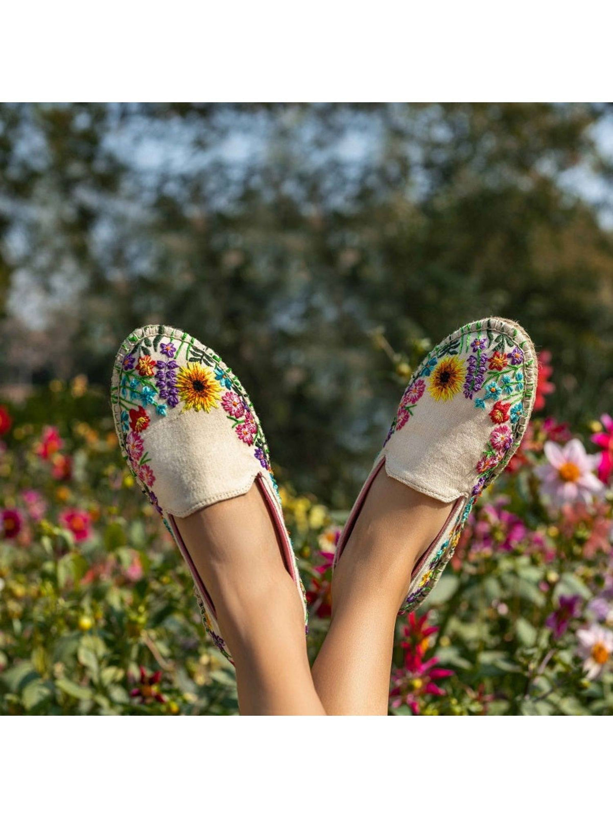 PARI PARI Multi-Color Wildflower Mule Flats | F61 - view 5