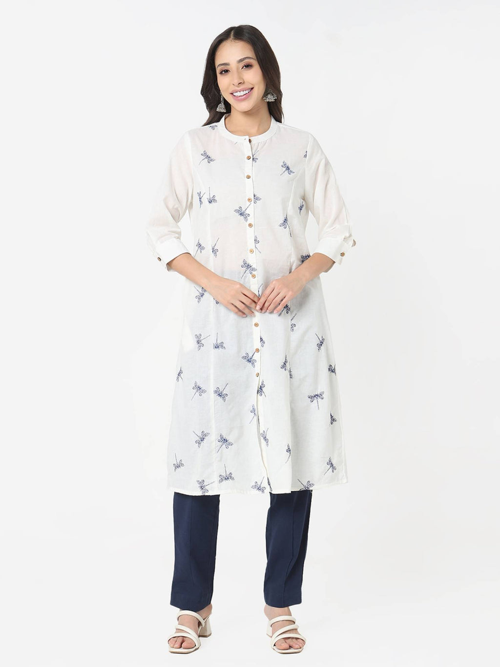 Women Black Cotton Mandarin Neck Kurta | FY93 - view 7