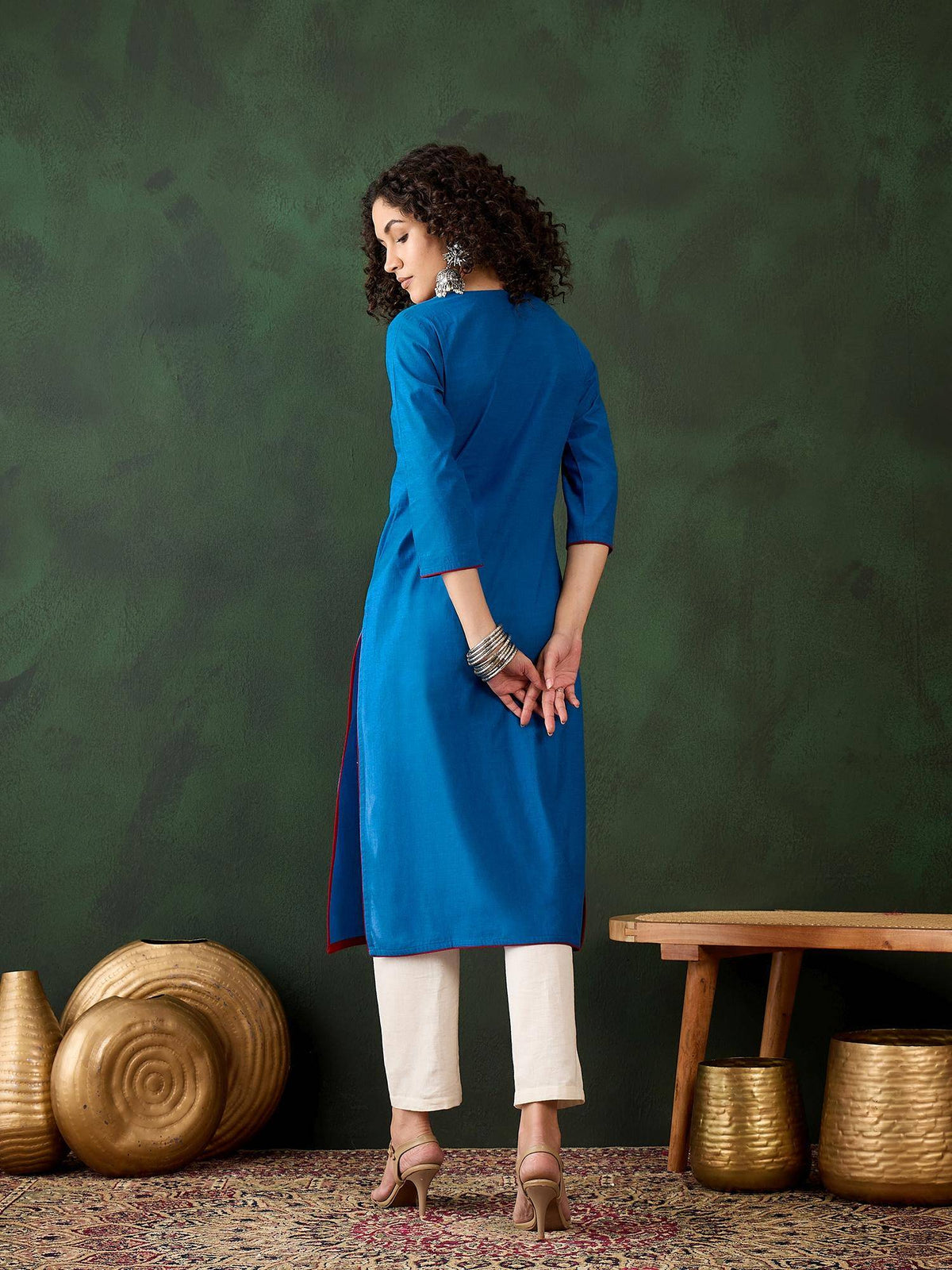 Magenta Floral Embroidered Thread Work Pure Cotton Kurta | KDG - view 14