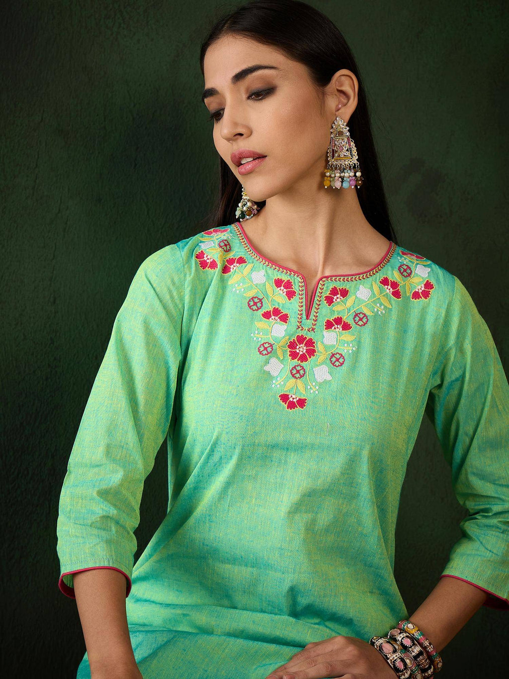 Magenta Floral Embroidered Thread Work Pure Cotton Kurta | KDG - view 30