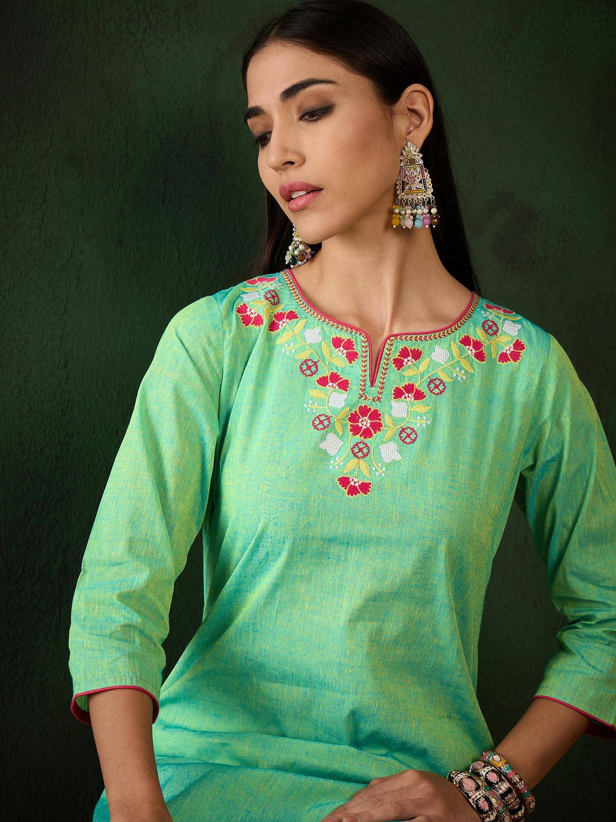 Magenta Floral Embroidered Thread Work Pure Cotton Kurta | KDG - view 30