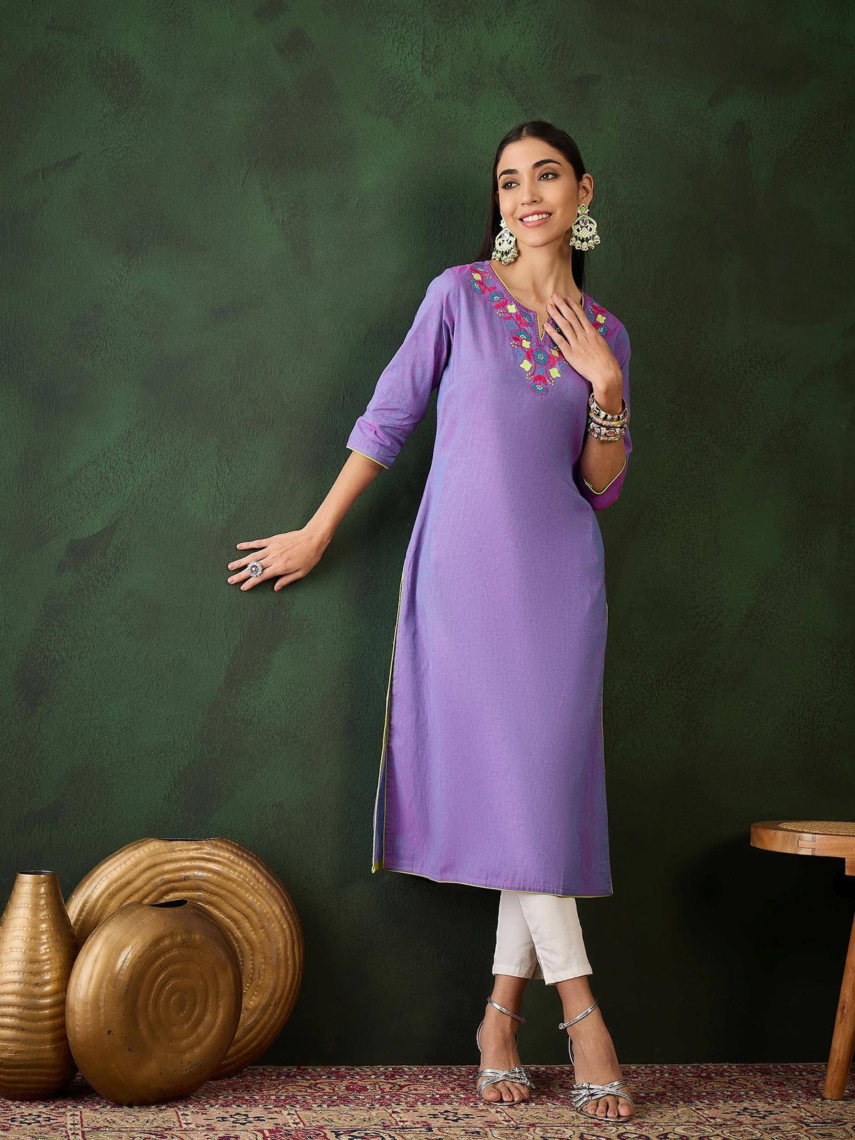Magenta Floral Embroidered Thread Work Pure Cotton Kurta | KDG - view 11
