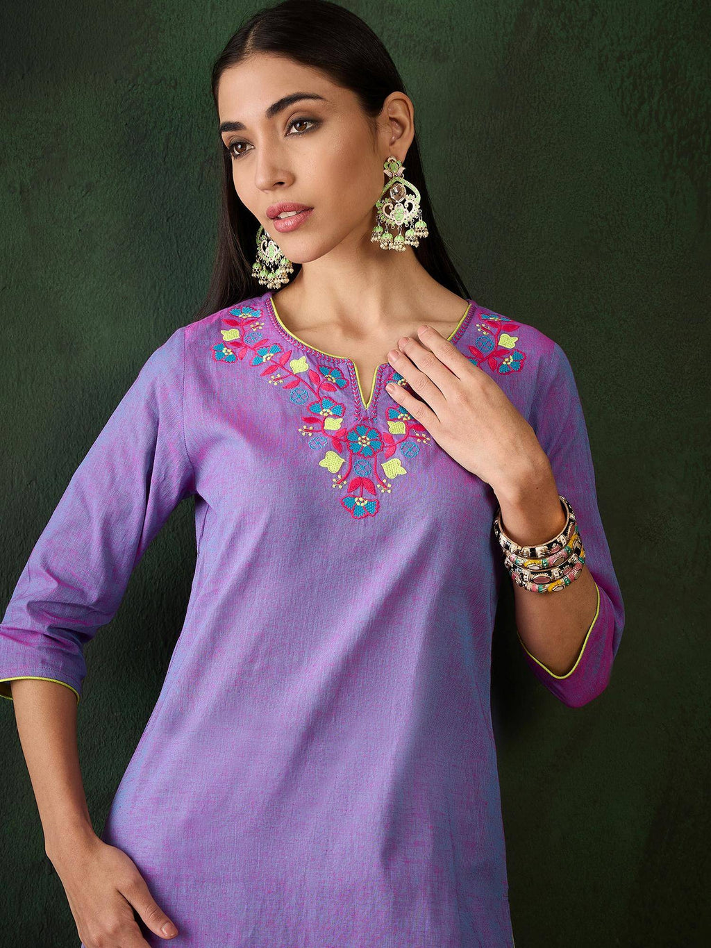 Magenta Floral Embroidered Thread Work Pure Cotton Kurta | KDG - view 12