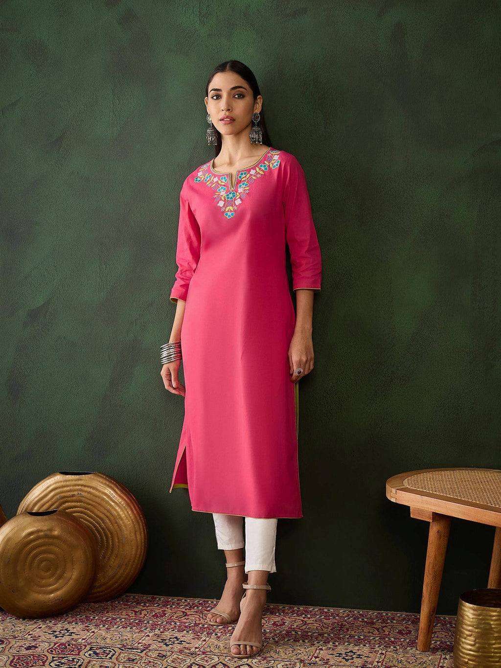 Magenta Floral Embroidered Thread Work Pure Cotton Kurta | KDG - view 22