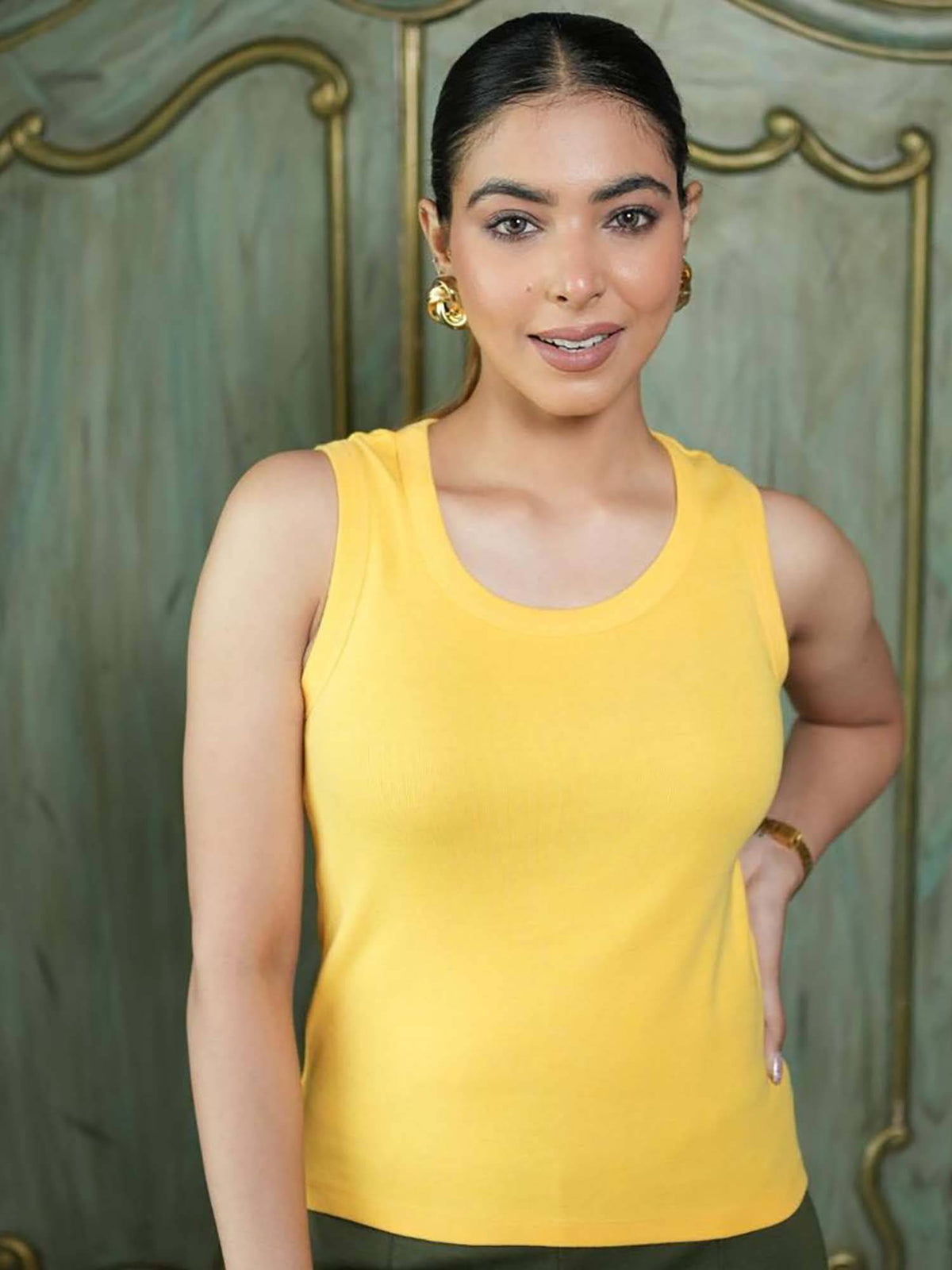 Black Sleeveless Tank Top | TT98 - view 51