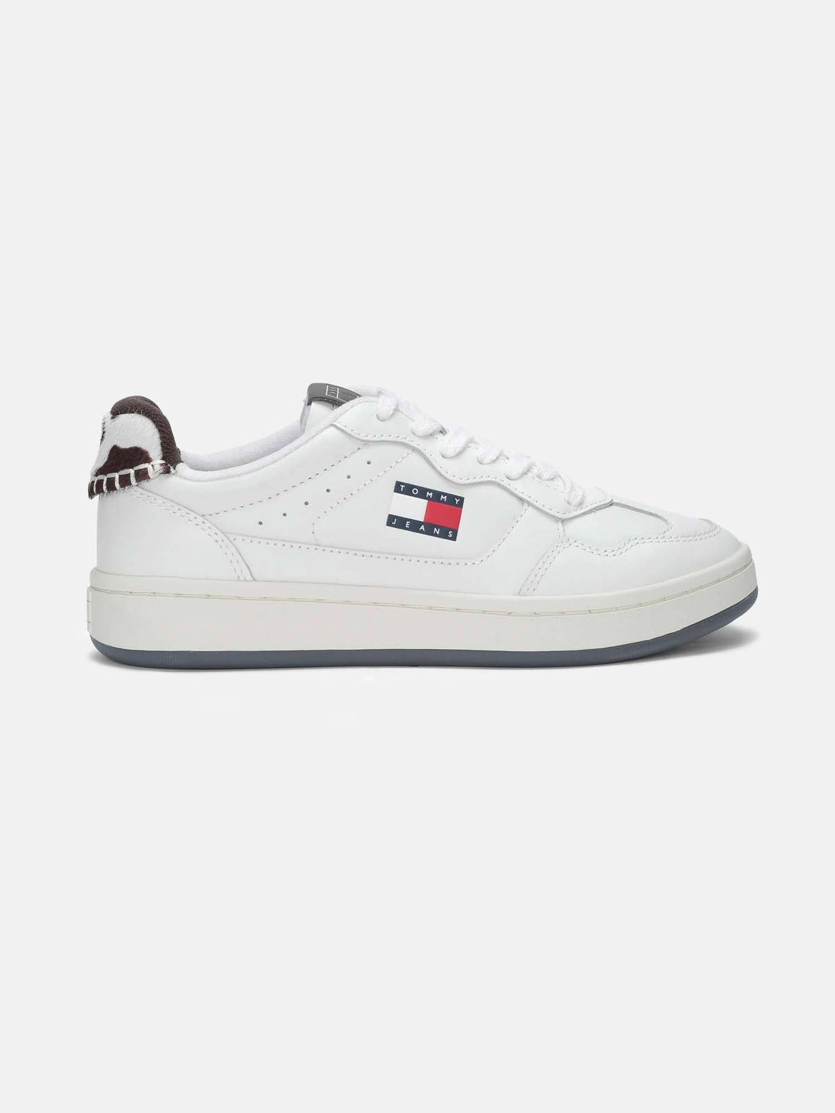 Solid White Leather Sneakers | SN09 - view 1