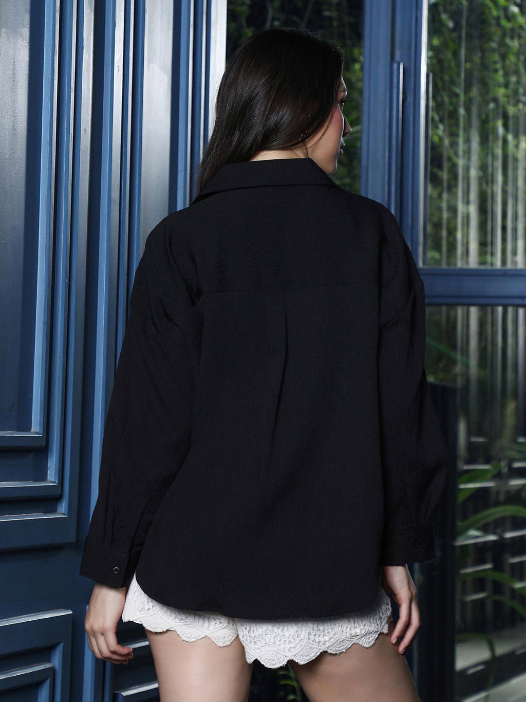 Womens Onyx Black Spots-Tactile Oversized Shirt | S67 - view 4