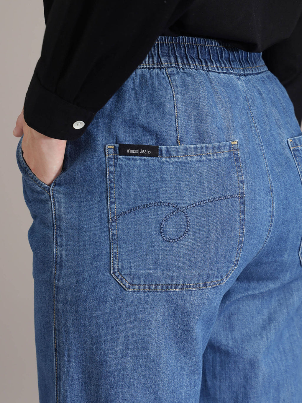 Women Blue Solid Straight Fit Jeans | ST23 - view 8
