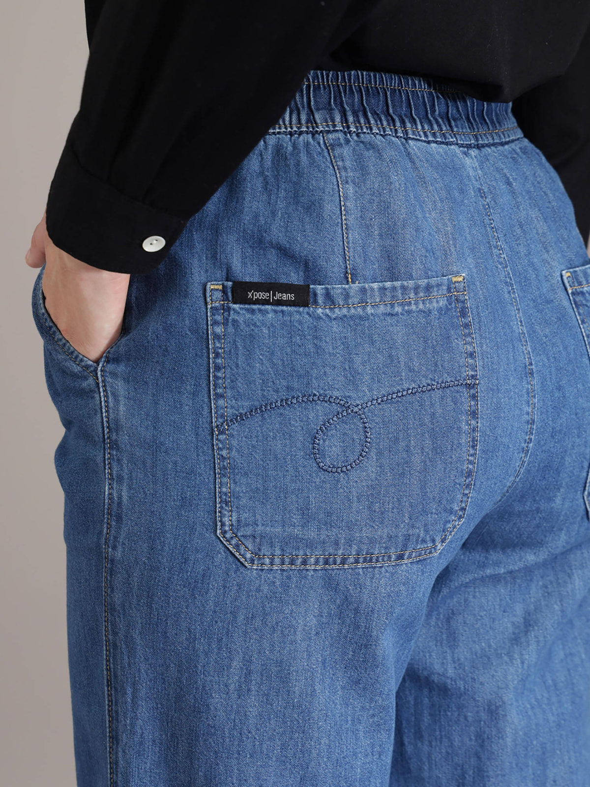 Women Blue Solid Straight Fit Jeans | ST23 - view 8