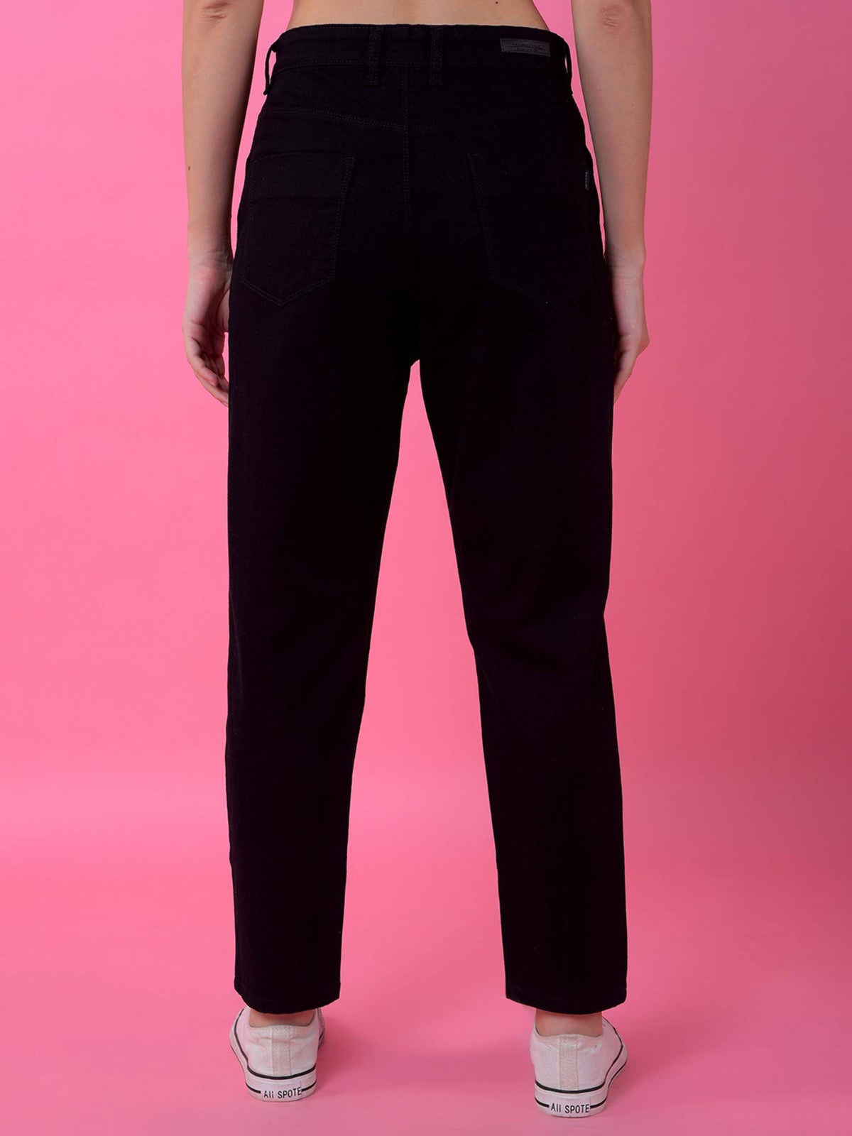 Womens Versatile Black Relaxed Mom Fit Jeans | ST23 - view 4