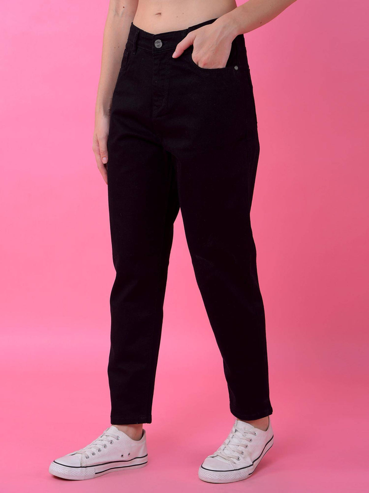 Womens Versatile Black Relaxed Mom Fit Jeans | ST23 - view 5
