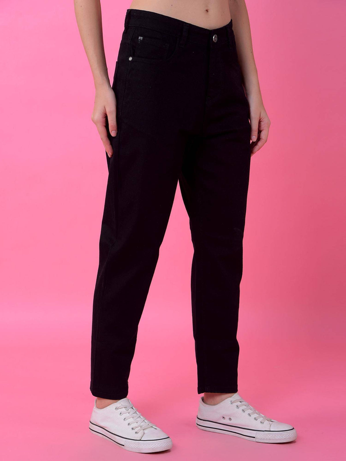 Womens Versatile Black Relaxed Mom Fit Jeans | ST23 - view 6