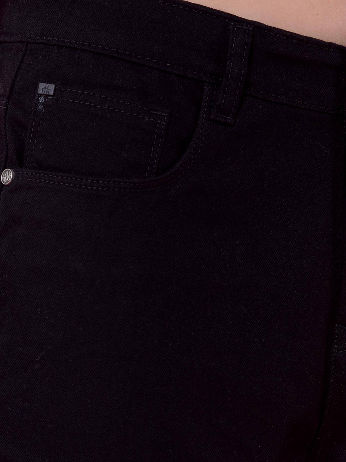 Womens Versatile Black Relaxed Mom Fit Jeans | ST23 - view 7