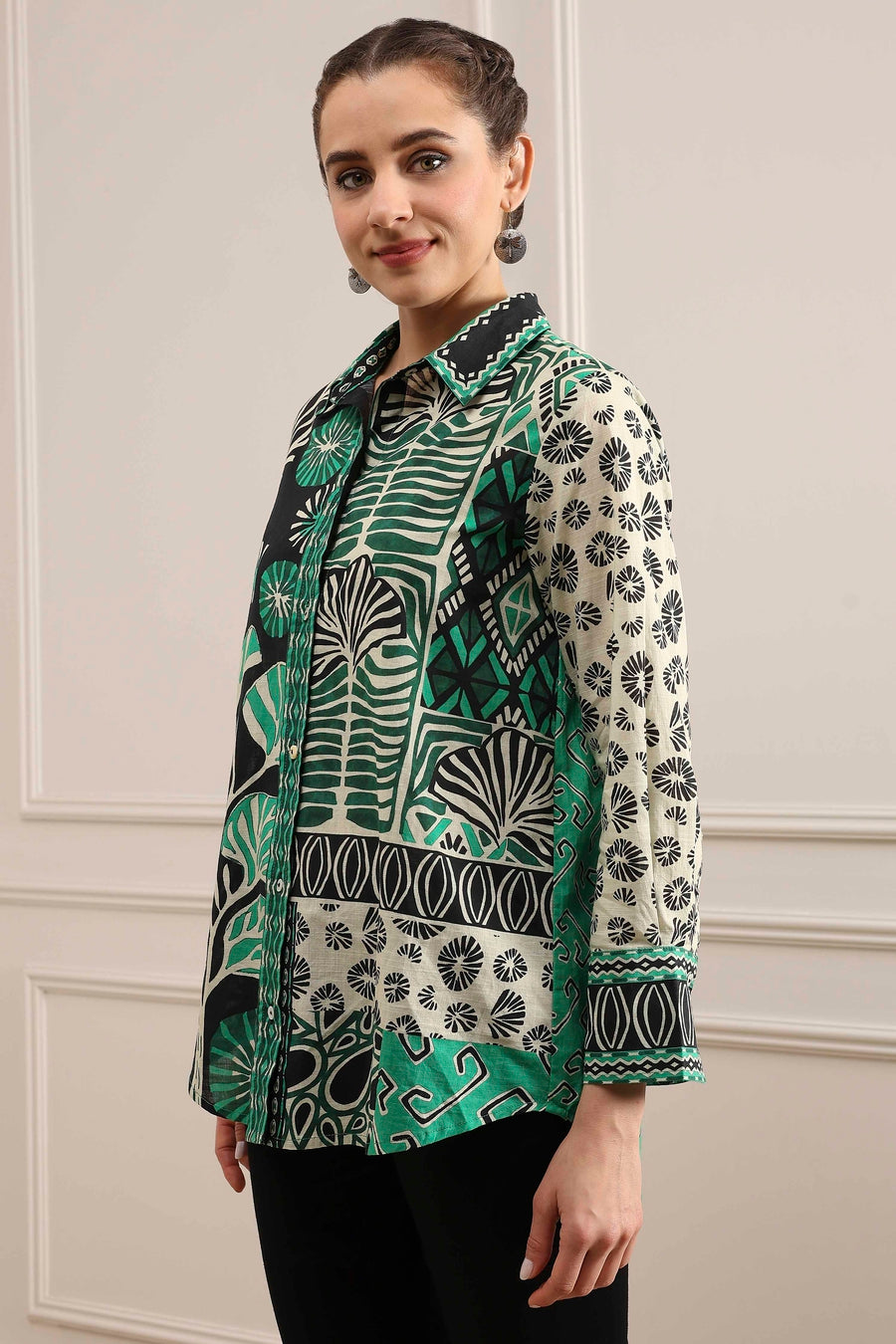 Black Cotton Printed Straight Shirt K60