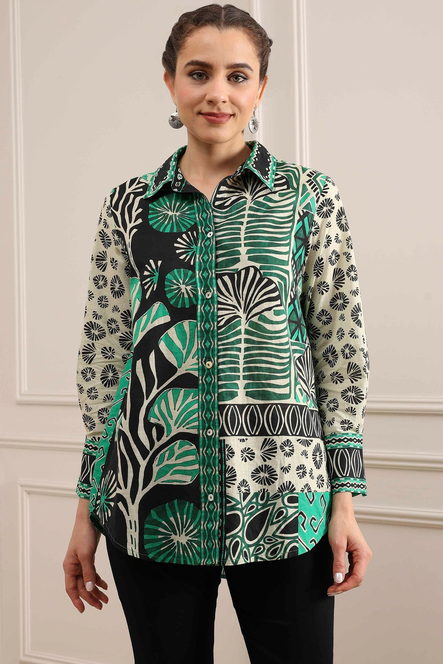 Black Cotton Printed Straight Shirt K60
