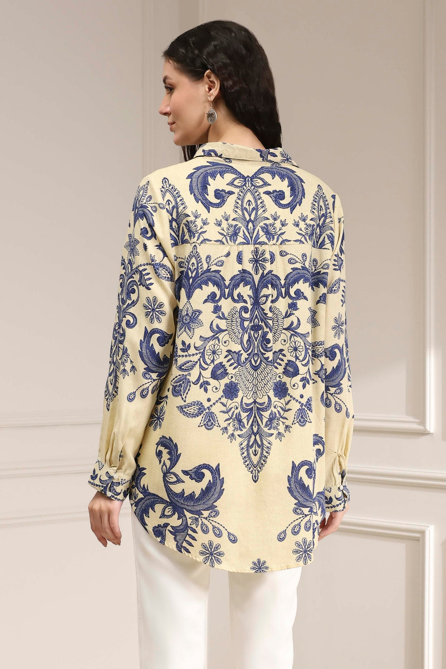 Off-White and Blue Printed Relaxed Fit Shirt K60