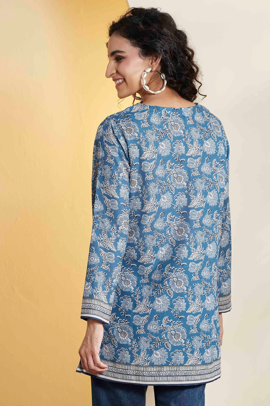Blue Floral Printed Straight Kurti K60
