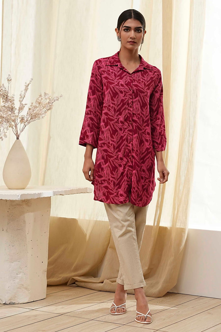 Red Printed Shirt-Style Short Kurta K60