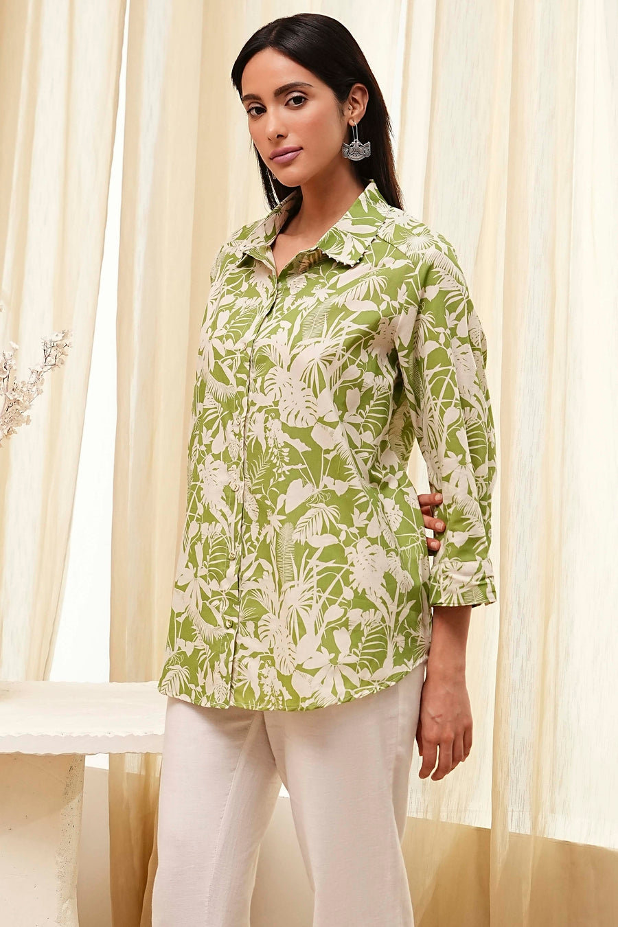 Green Cotton Floral Printed Straight Shirt K60