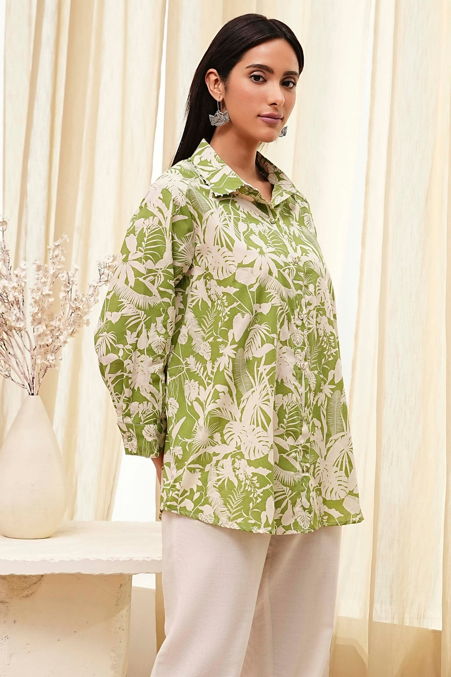 Green Cotton Floral Printed Straight Shirt K60