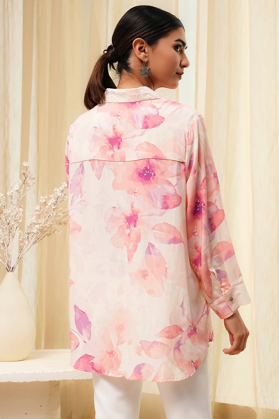Off-White and Pink Straight Shirt K60