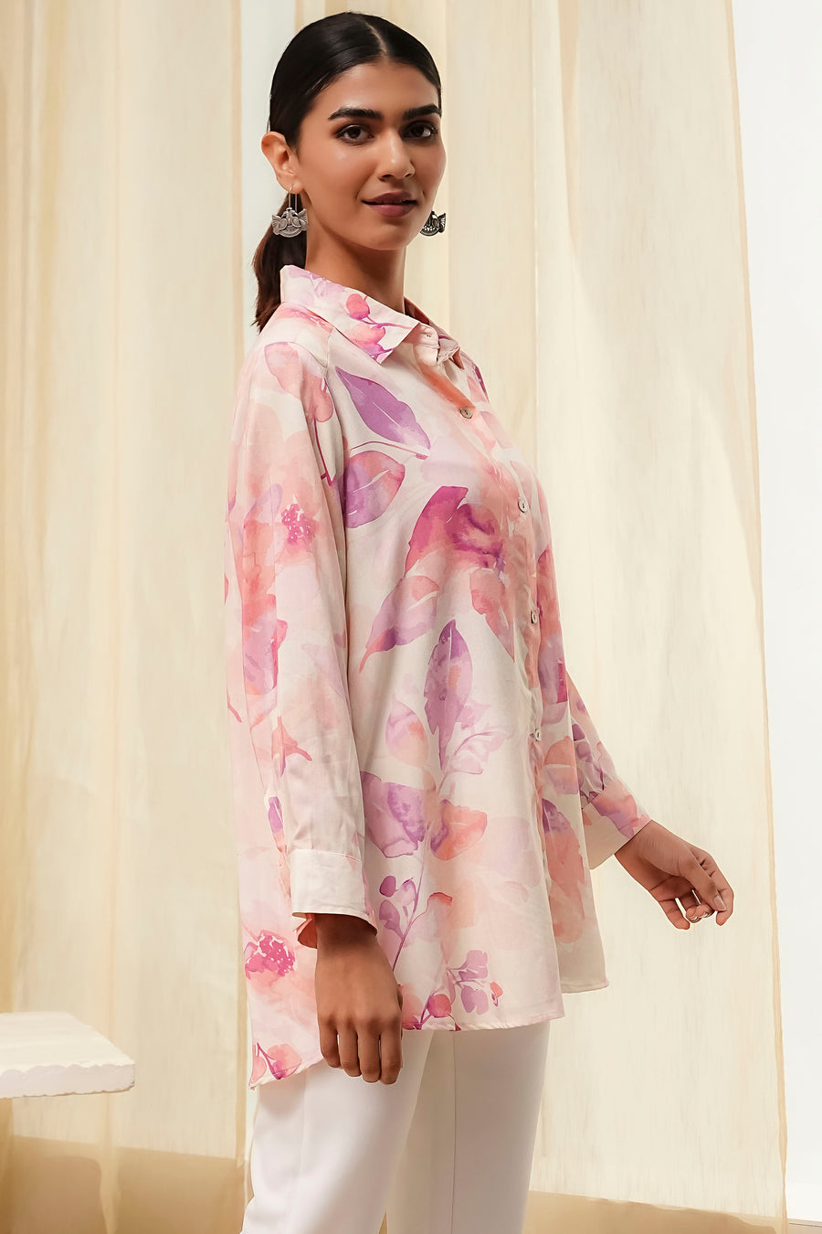 Off-White and Pink Straight Shirt K60