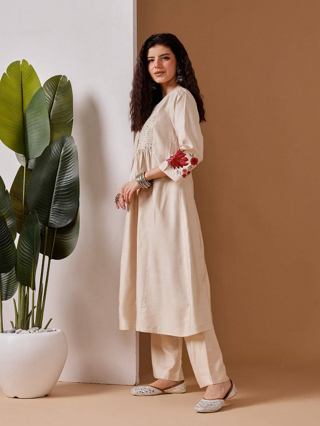 Women Yellow Linen Embroidered Kurta | FY93 - view 8