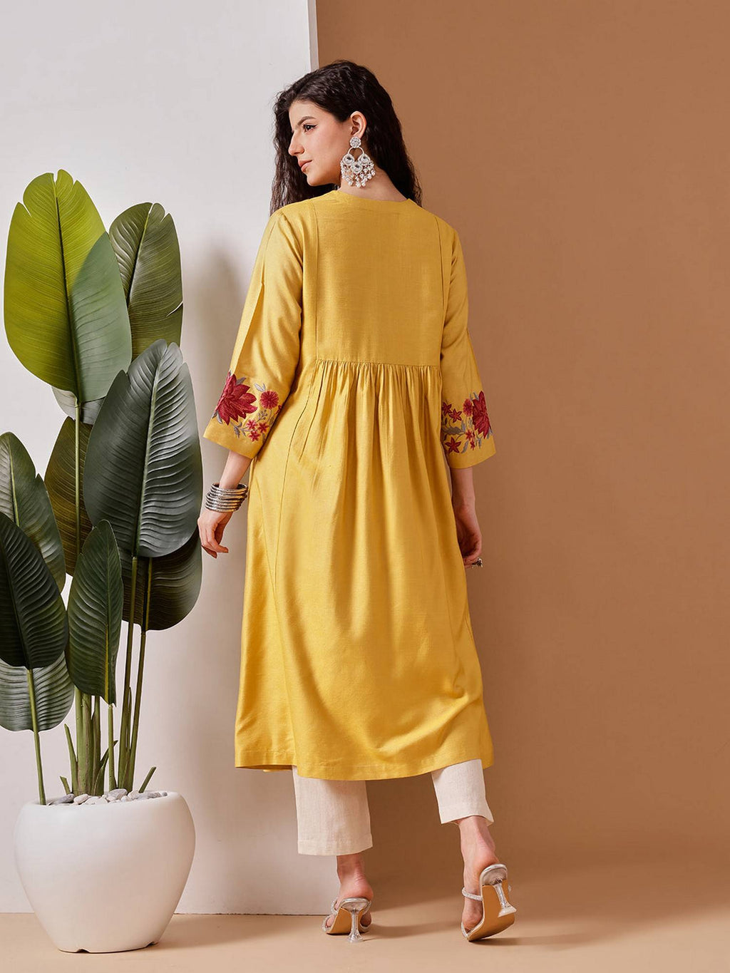 Women Yellow Linen Embroidered Kurta | FY93 - view 2