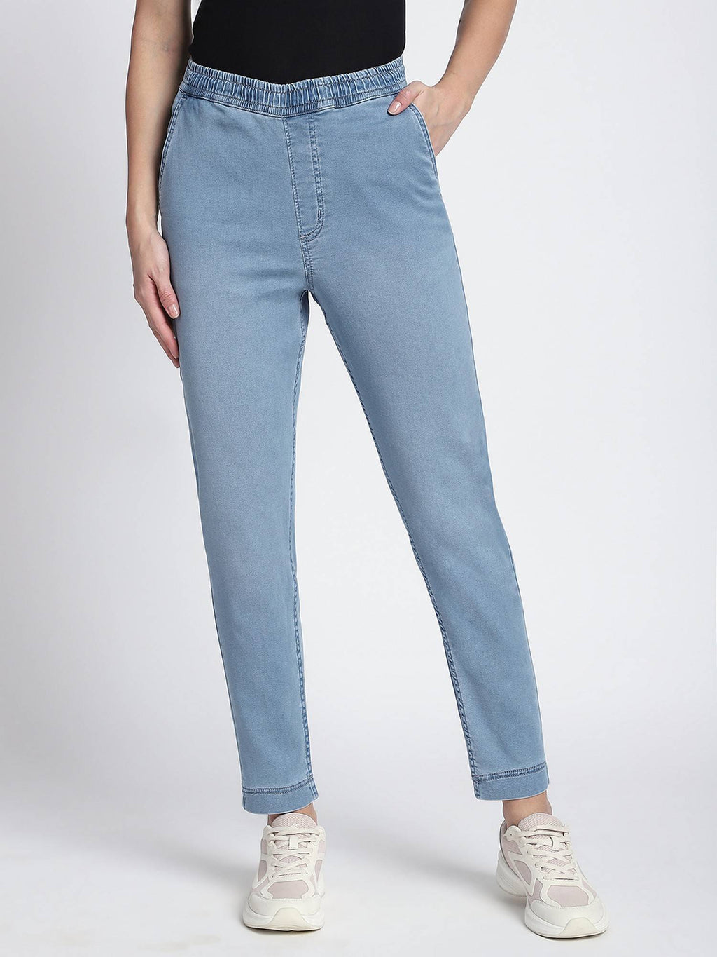 Blue Women Solid Tapered Fit Jeans | RF89 - view 1