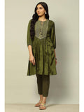 Women Green Solid Viscose Gathered Kurta | U3S - view 1