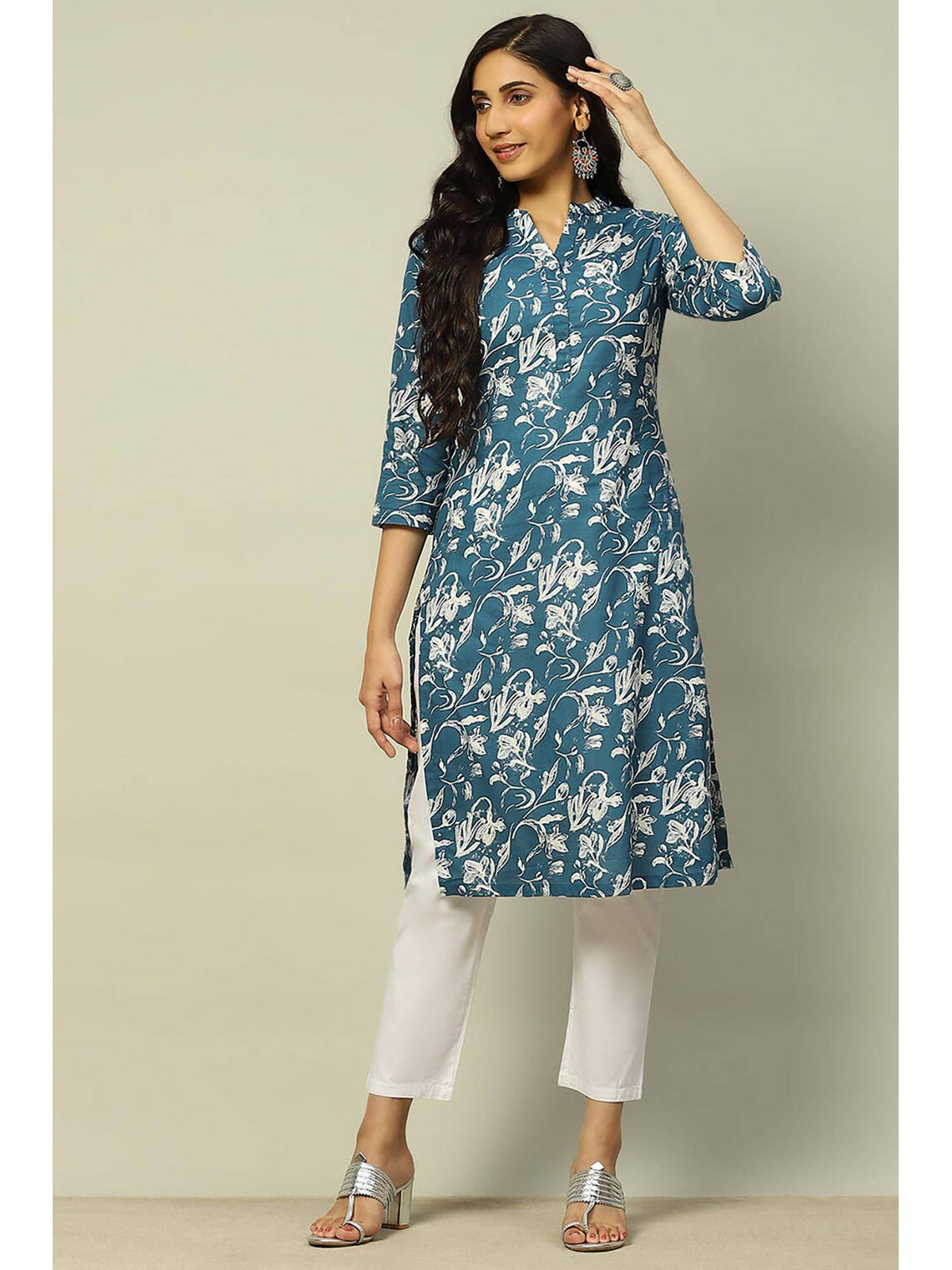 Women Blue Floral Printed Cotton Straight Fit Kurta | KDG - view 1