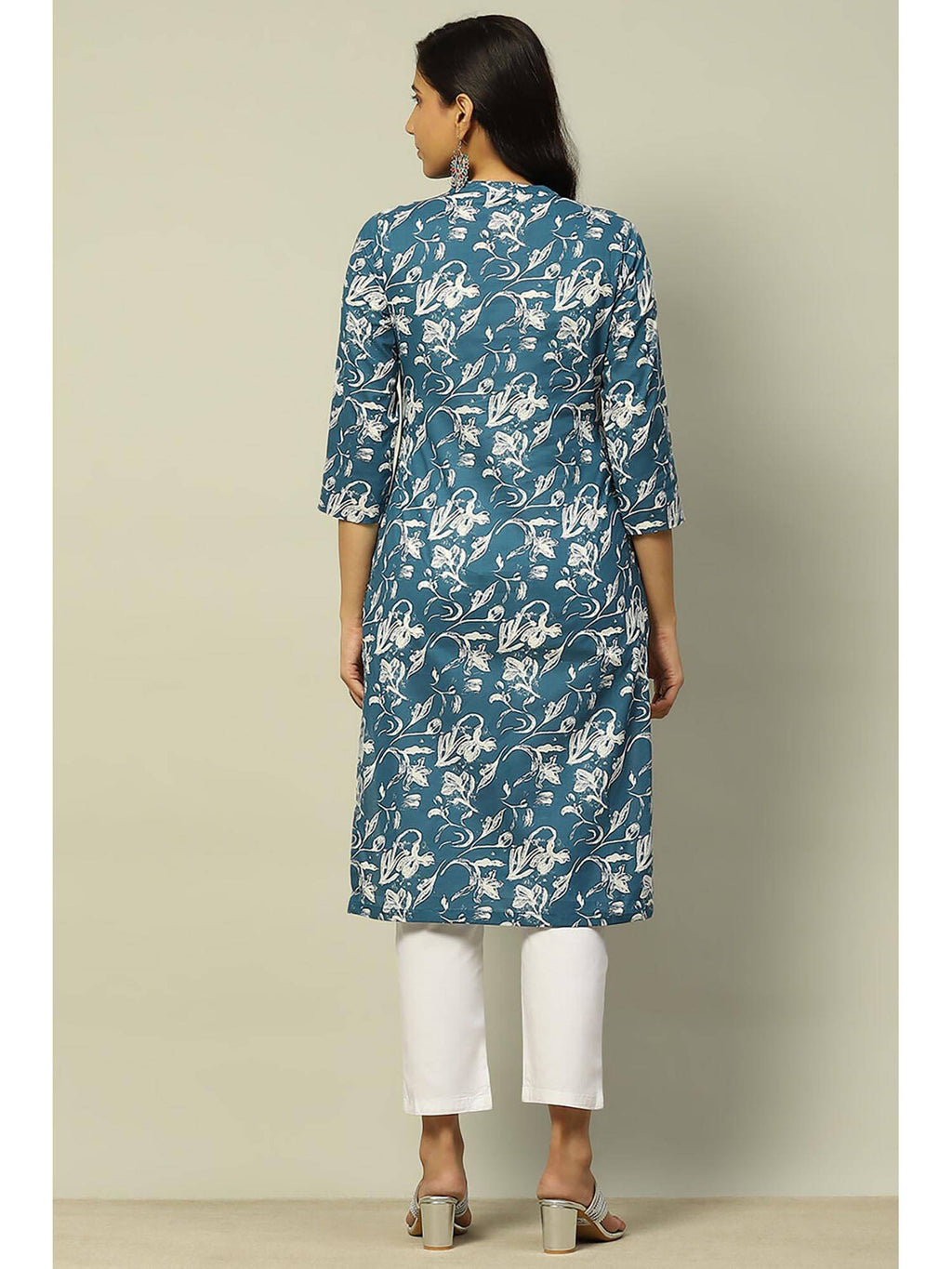 Women Blue Floral Printed Cotton Straight Fit Kurta | U3S - view 4