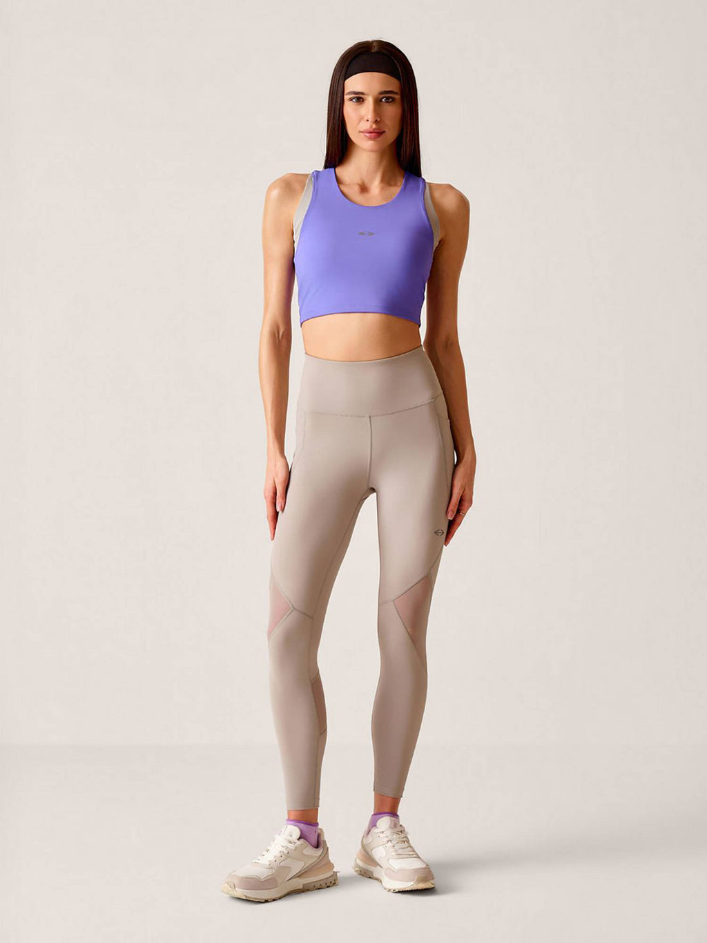 Navy Blue Colorblock Slim Fit Sleeveless Sports Bra | sb09 - view 15