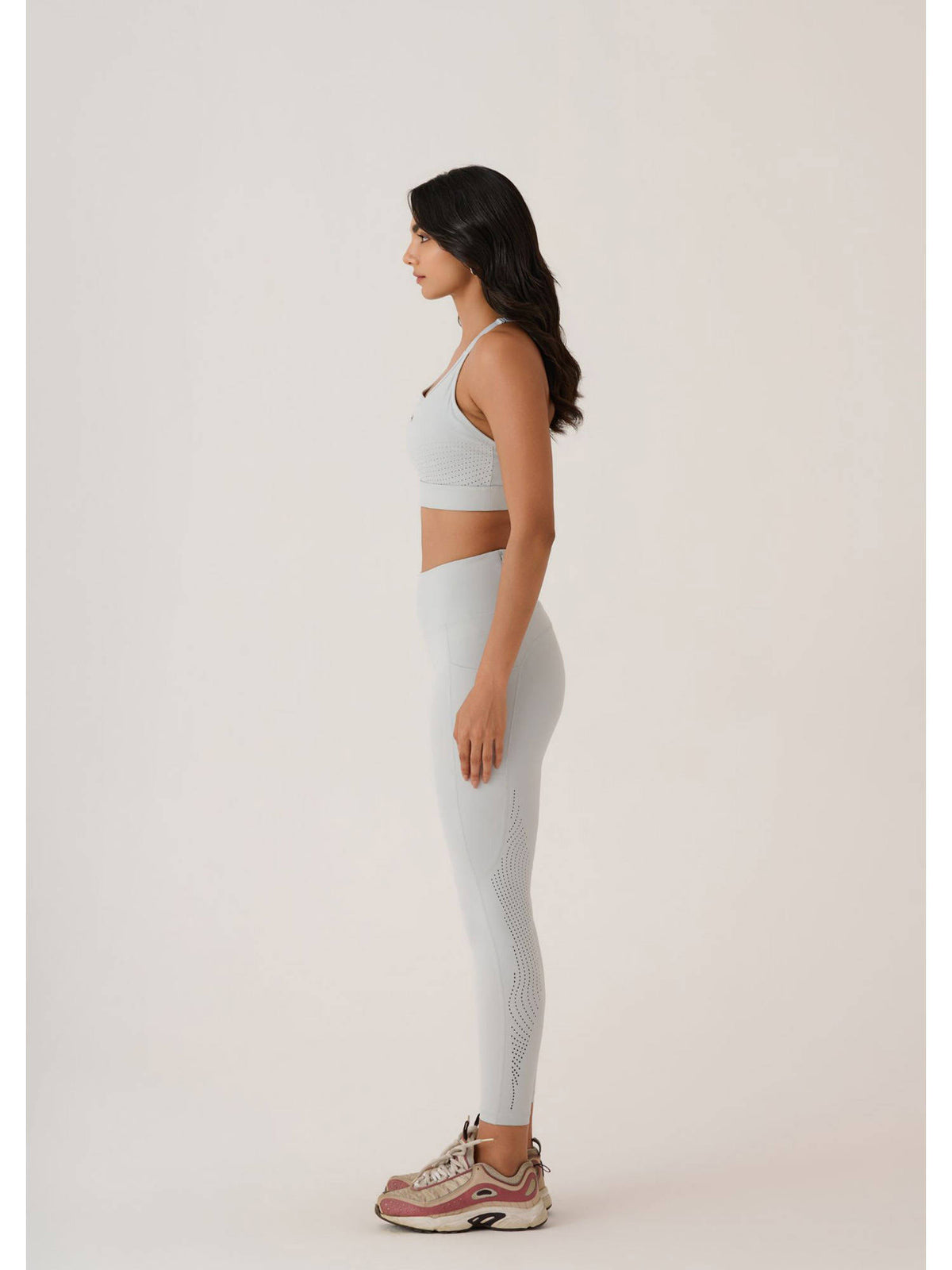 Solid Slim Fit Sleeveless Power Yoga Edition Black Sports Bra | sb09 - view 11