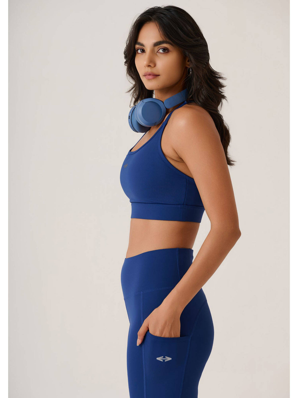 Solid Slim Fit Sleeveless Power Yoga Edition Black Sports Bra | sb09 - view 14
