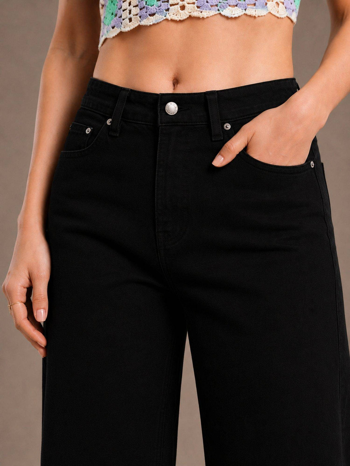 Black Wideleg Streachable High Rise Jeans | WL90 - view 4