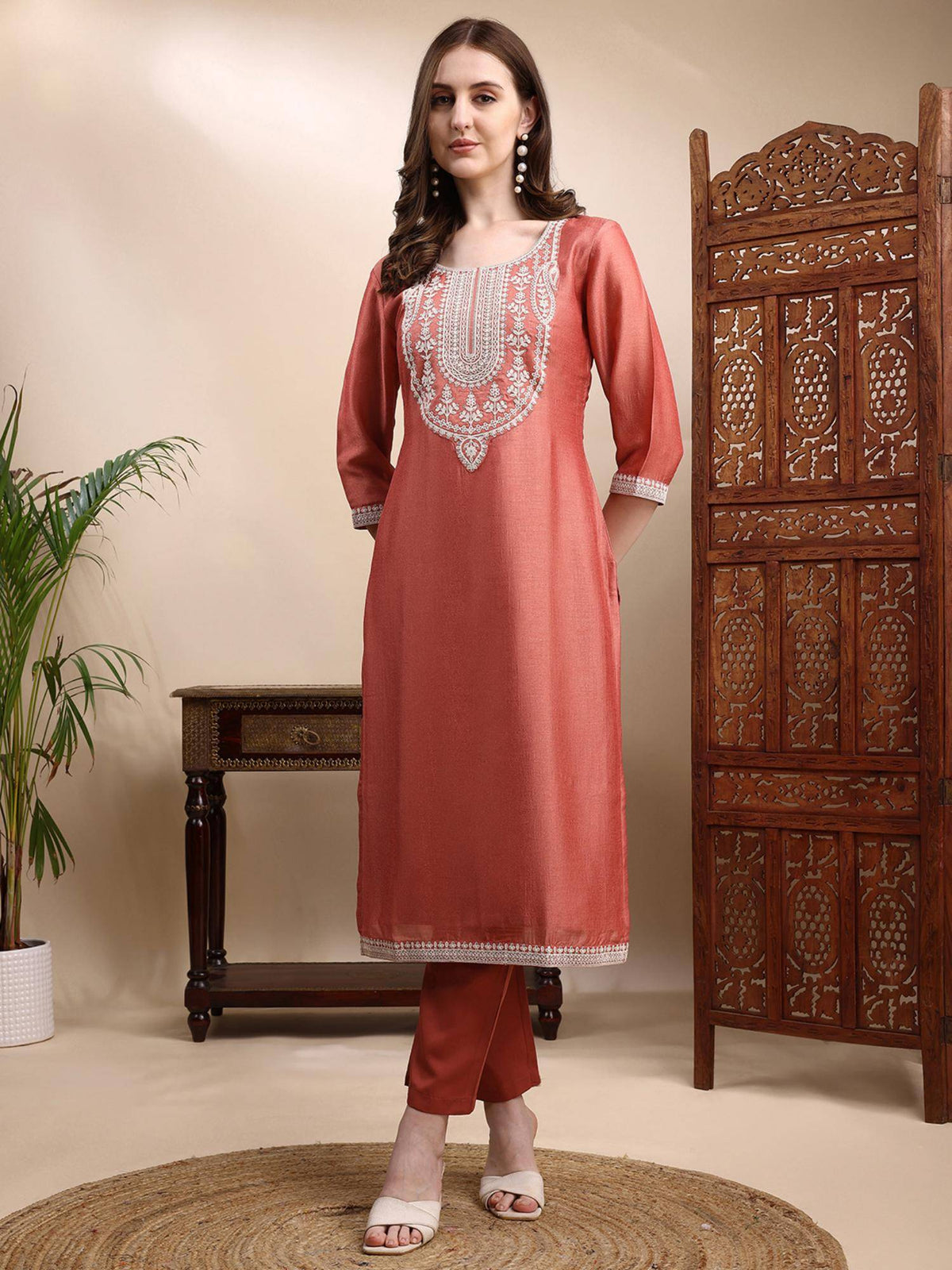 Women Lavender Silk Blend Embroidered Straight Kurta | KDG - view 22