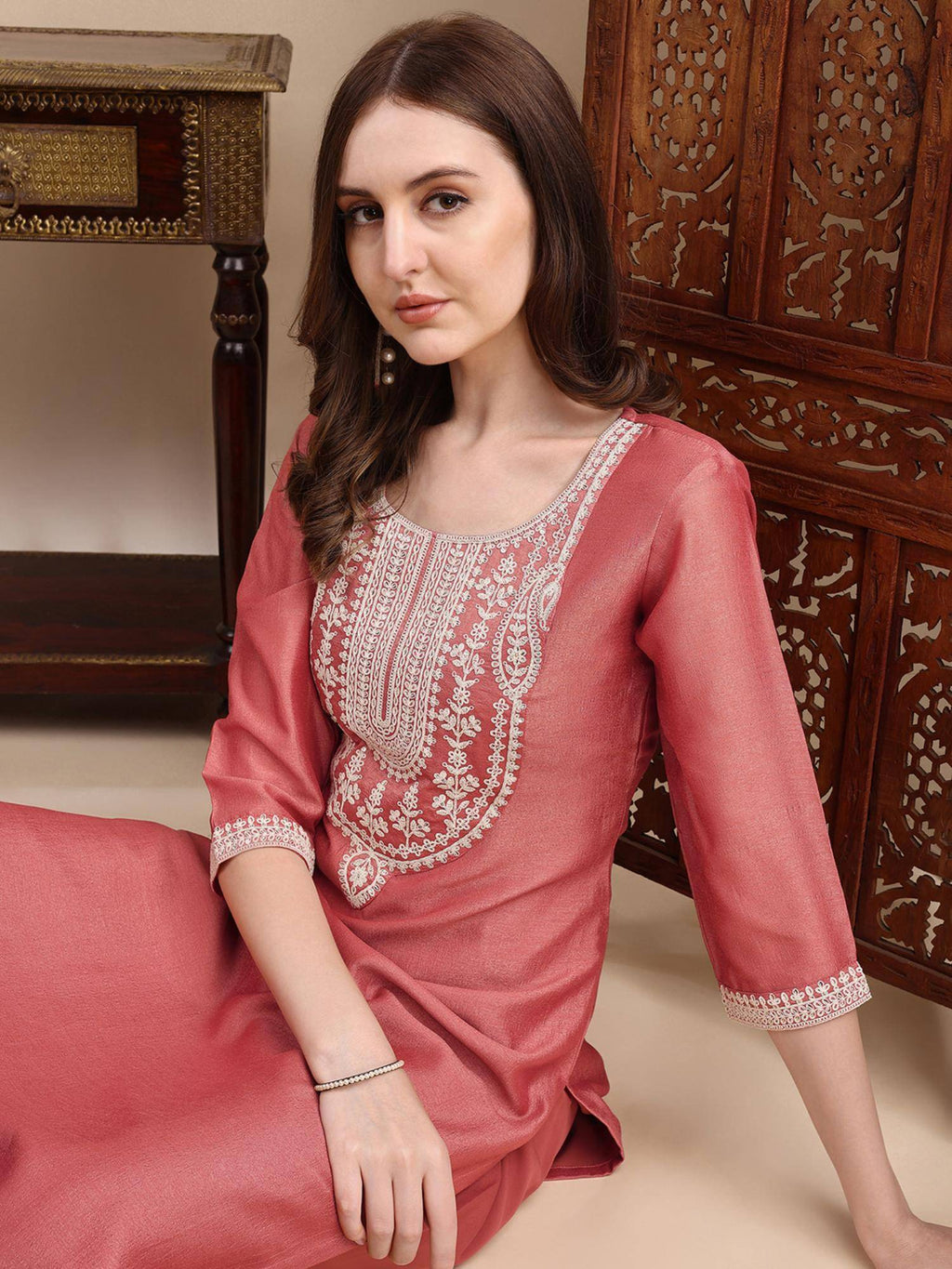 Women Lavender Silk Blend Embroidered Straight Kurta | KDG - view 23