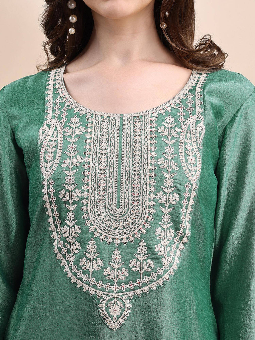 Women Lavender Silk Blend Embroidered Straight Kurta | KDG - view 11