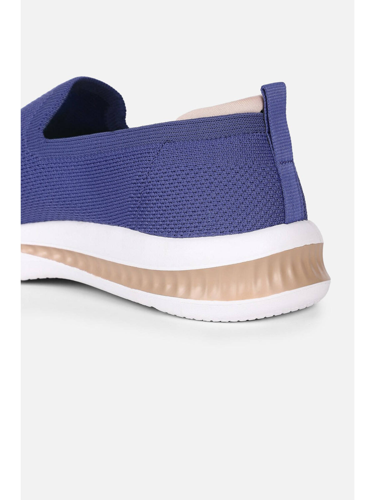 Escalate Fit Slip Womens Walking Shoes | SH9 - view 6