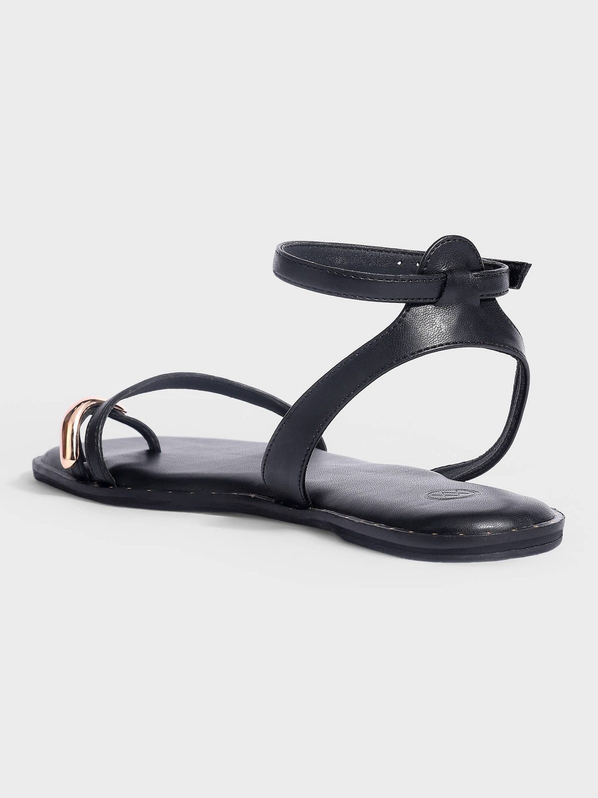 Black Metal One Toe Strappy Flat Sandals For Women | SD89 - view 3