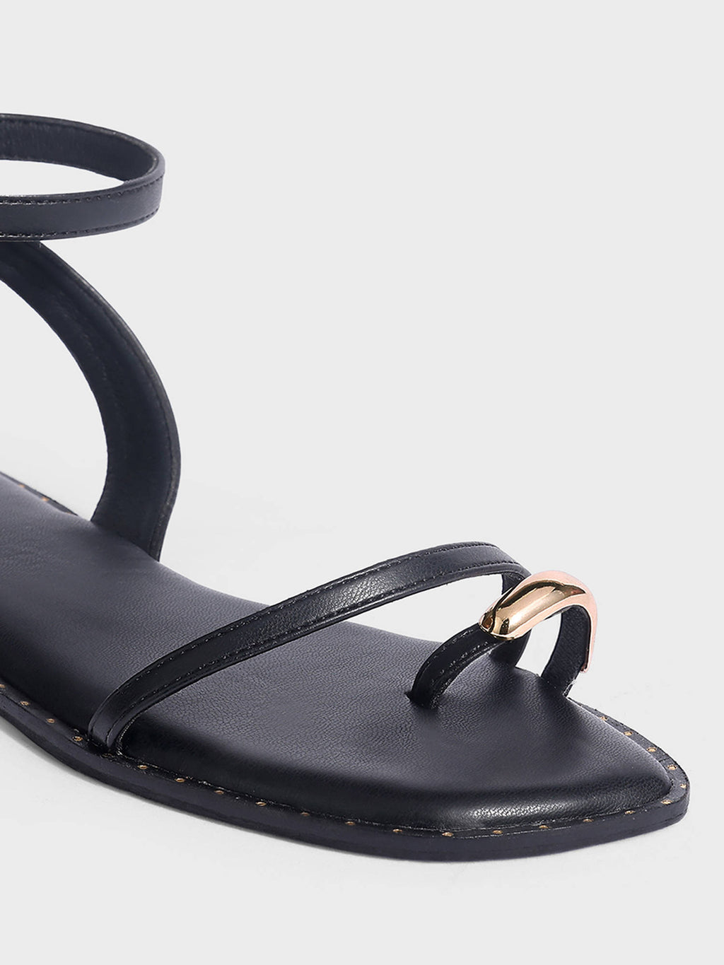 Black Metal One Toe Strappy Flat Sandals For Women | SD89 - view 5