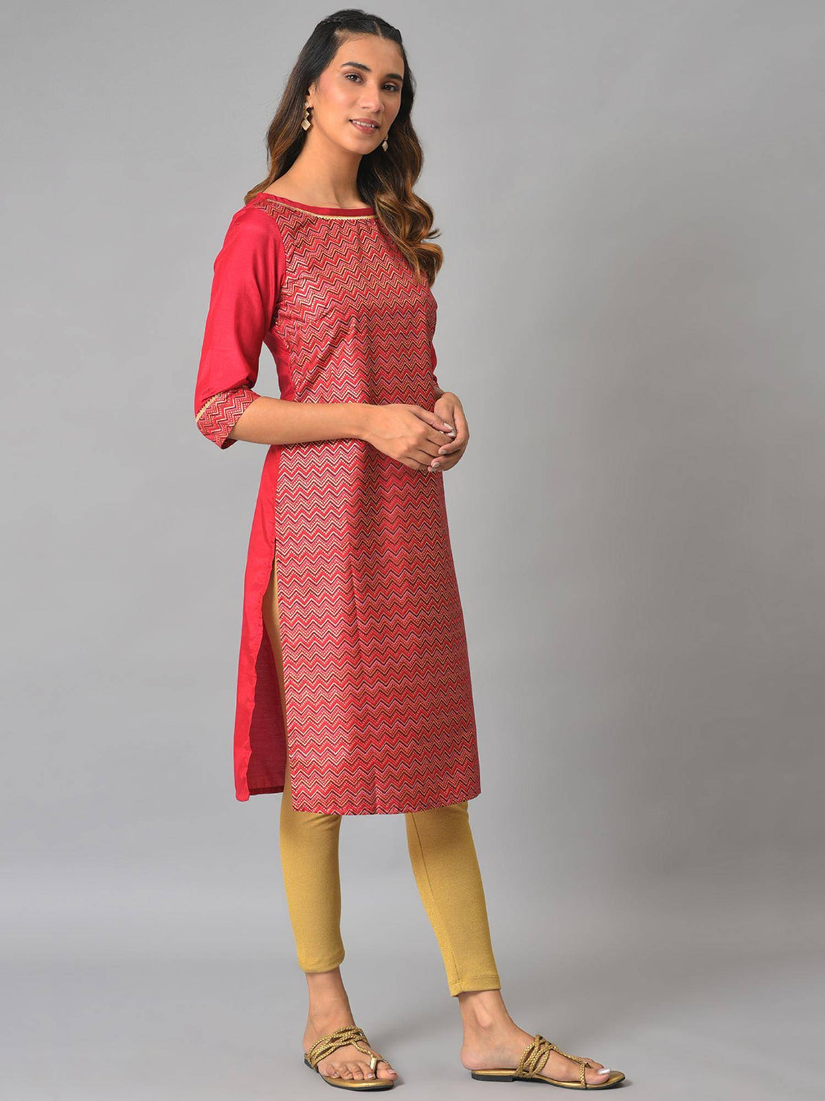Red Printed Round Neck Kurta with Lace Detail | KDG - view 4