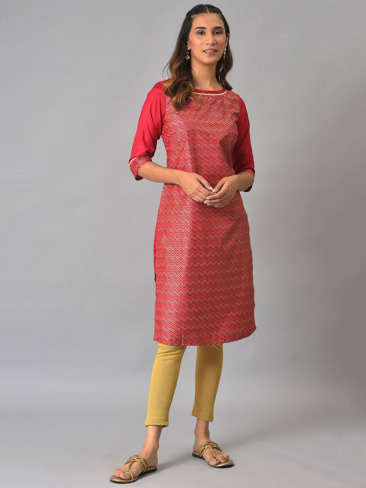 Red Printed Round Neck Kurta with Lace Detail | KDG - view 6