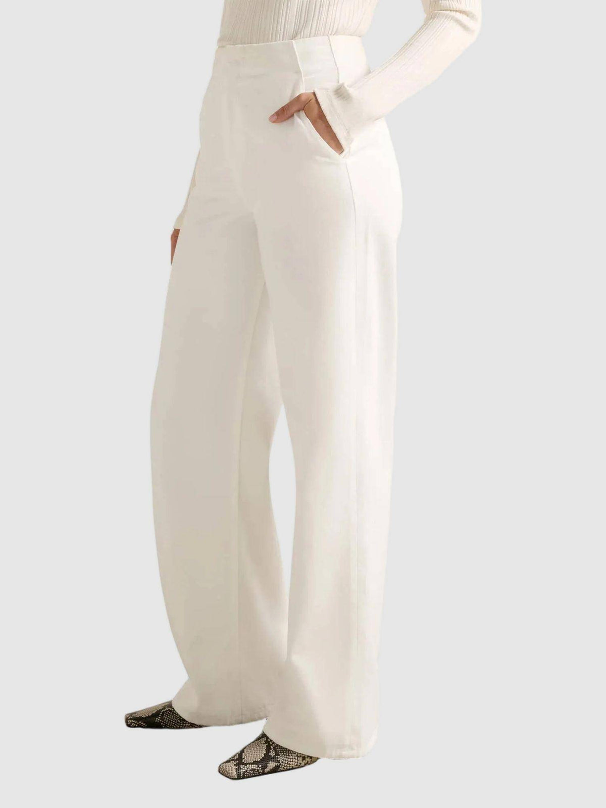 Beth Wide Leg Jeans | BG78 - view 3