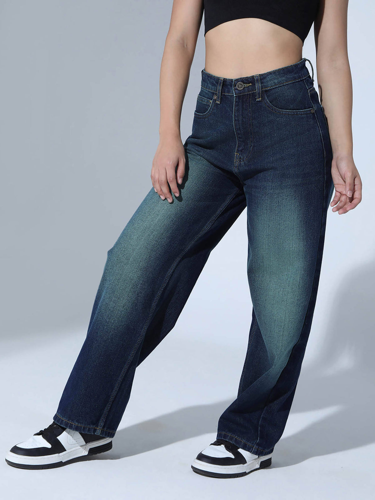 Women 90's baggy High-Rise Light Fade Jeans | RF89 - view 10